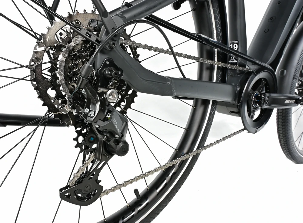 Elektrokolo Leader Fox LUCAS 28" PÁNSKÝ matně černá